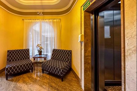 Apartamento para alugar com 320m², 3 quartos e 2 vagasHall de entrada