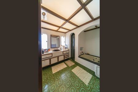 Apartamento para alugar com 320m², 3 quartos e 2 vagasBanheiro da Suíte