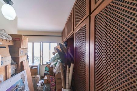 Apartamento para alugar com 320m², 3 quartos e 2 vagasQuarto de Serviço