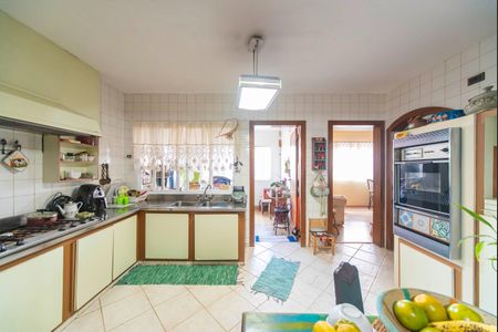 Apartamento para alugar com 320m², 3 quartos e 2 vagasCozinha