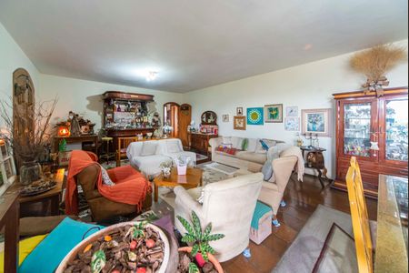 Apartamento para alugar com 320m², 3 quartos e 2 vagasSala