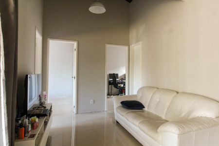 Casa de condomínio à venda com 117m², 3 quartos e 3 vagasSala