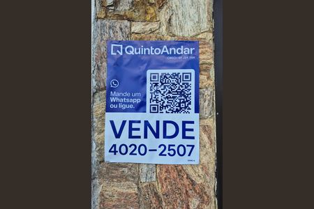 Casa à venda com 300m², 3 quartos e 5 vagasPlaca