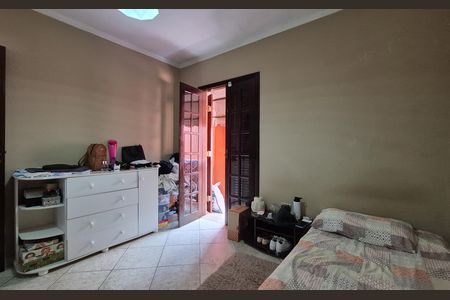 Casa à venda com 300m², 3 quartos e 5 vagasSuíte 2