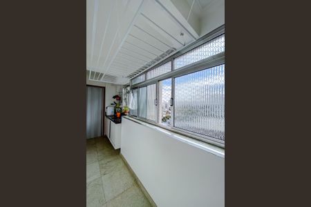 Apartamento à venda com 101m², 3 quartos e 1 vagaÁrea de Serviço