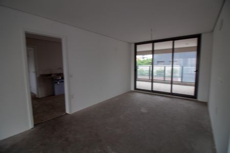 Apartamento à venda com 232m², 4 quartos e 3 vagas Apartamento à venda com 232m², 4 quartos e 3 vagasSala de Jantar