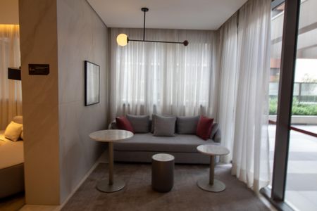 Apartamento à venda com 232m², 4 quartos e 3 vagas Apartamento à venda com 232m², 4 quartos e 3 vagasÁrea comum - Salão de festas