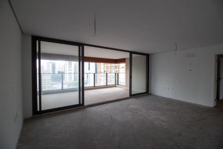 Apartamento à venda com 232m², 4 quartos e 3 vagas Apartamento à venda com 232m², 4 quartos e 3 vagasSala