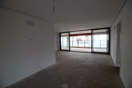 Apartamento à venda com 232m², 4 quartos e 3 vagas Apartamento à venda com 232m², 4 quartos e 3 vagasSala de Jantar