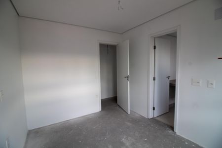 Apartamento à venda com 232m², 4 quartos e 3 vagas Apartamento à venda com 232m², 4 quartos e 3 vagasSuíte 2