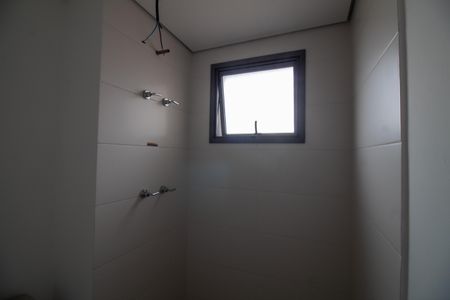 Apartamento à venda com 232m², 4 quartos e 3 vagas Apartamento à venda com 232m², 4 quartos e 3 vagasBanheiro da Suíte 3