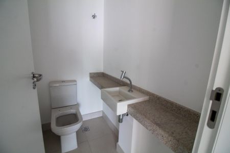 Apartamento à venda com 232m², 4 quartos e 3 vagas Apartamento à venda com 232m², 4 quartos e 3 vagasLavabo