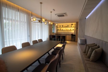 Apartamento à venda com 232m², 4 quartos e 3 vagas Apartamento à venda com 232m², 4 quartos e 3 vagasÁrea comum