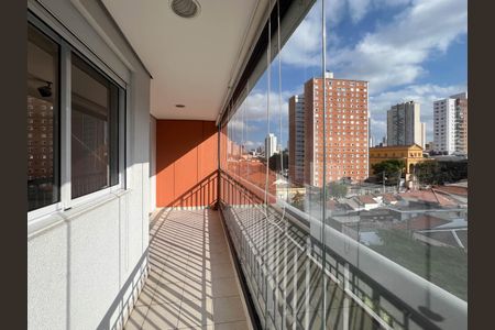 Apartamento à venda com 102m², 2 quartos e 2 vagas Apartamento à venda com 102m², 2 quartos e 2 vagasVaranda