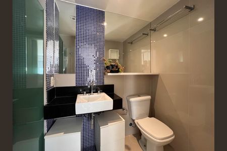 Apartamento à venda com 102m², 2 quartos e 2 vagas Apartamento à venda com 102m², 2 quartos e 2 vagasBanheiro Suíte