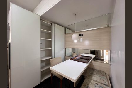 Apartamento à venda com 102m², 2 quartos e 2 vagas Apartamento à venda com 102m², 2 quartos e 2 vagasCozinha