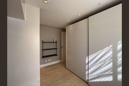 Apartamento à venda com 102m², 2 quartos e 2 vagas Apartamento à venda com 102m², 2 quartos e 2 vagasQuarto 1