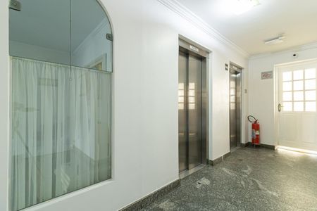 Apartamento à venda com 66m², 2 quartos e 1 vaga Apartamento à venda com 66m², 2 quartos e 1 vagaÁrea comum