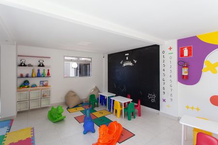 Apartamento para alugar com 50m², 2 quartos e 1 vaga Apartamento para alugar com 50m², 2 quartos e 1 vagaÁrea comum - Espaço kids