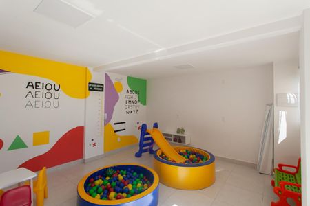 Apartamento para alugar com 50m², 2 quartos e 1 vaga Apartamento para alugar com 50m², 2 quartos e 1 vagaÁrea comum - Espaço kids