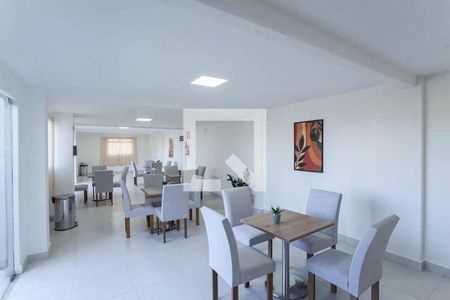 Apartamento para alugar com 50m², 2 quartos e 1 vaga Apartamento para alugar com 50m², 2 quartos e 1 vagaÁrea comum - Salão de festas