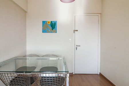 Apartamento à venda com 56m², 2 quartos e 1 vagaSala