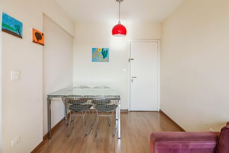Apartamento à venda com 56m², 2 quartos e 1 vagaSala