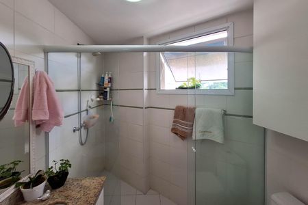 Apartamento para alugar com 78m², 2 quartos e 1 vaga Apartamento para alugar com 78m², 2 quartos e 1 vagaBanheiro da Suíte