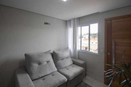 Apartamento à venda com 38m², 2 quartos e 1 vaga Apartamento à venda com 38m², 2 quartos e 1 vagaSala