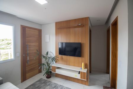 Apartamento à venda com 38m², 2 quartos e 1 vaga Apartamento à venda com 38m², 2 quartos e 1 vagaSala