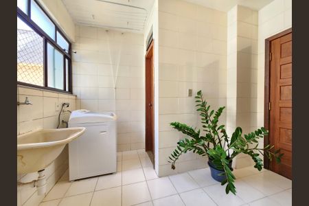 Apartamento à venda com 110m², 3 quartos e 2 vagasÁrea de Serviço e DCE