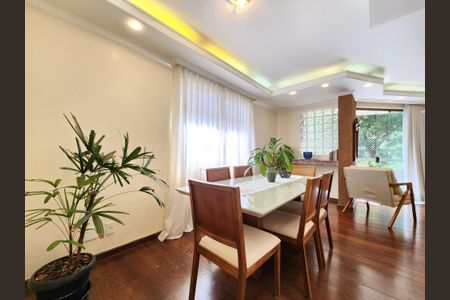 Apartamento à venda com 110m², 3 quartos e 2 vagasSala