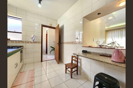 Apartamento à venda com 110m², 3 quartos e 2 vagasCozinha