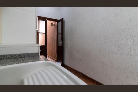 Casa à venda com 225m², 3 quartos e 3 vagas Casa à venda com 225m², 3 quartos e 3 vagasÁrea de Serviço