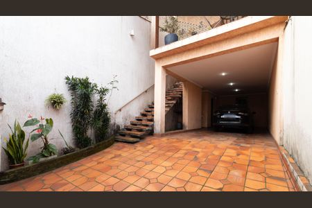 Casa à venda com 225m², 3 quartos e 3 vagas Casa à venda com 225m², 3 quartos e 3 vagasGaragem