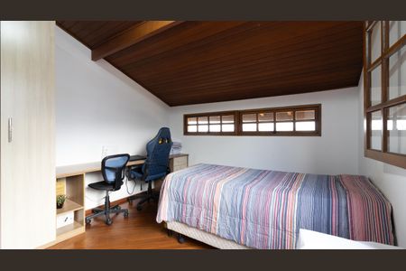 Casa à venda com 225m², 3 quartos e 3 vagas Casa à venda com 225m², 3 quartos e 3 vagasSuíte 3