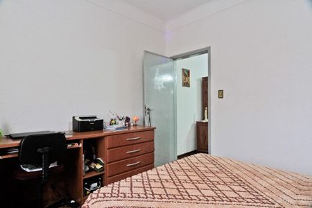 Casa à venda com 130m², 2 quartos e 2 vagas Casa à venda com 130m², 2 quartos e 2 vagasQuarto 1