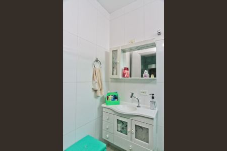 Casa à venda com 130m², 2 quartos e 2 vagas Casa à venda com 130m², 2 quartos e 2 vagasBanheiro