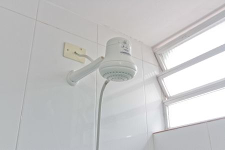 Casa à venda com 130m², 2 quartos e 2 vagas Casa à venda com 130m², 2 quartos e 2 vagasBanheiro