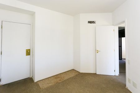 Apartamento à venda com 73m², 2 quartos e 1 vagaQuarto 2