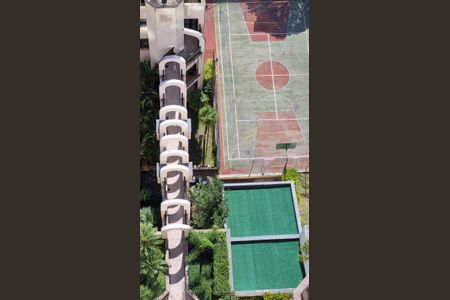 Apartamento à venda com 73m², 2 quartos e 1 vagaÁrea comum