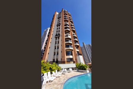 Apartamento à venda com 73m², 2 quartos e 1 vagaFachada