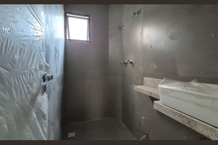 Apartamento à venda com 86m², 3 quartos e 1 vaga Apartamento à venda com 86m², 3 quartos e 1 vagaBanheiro da suíte