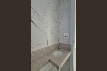 Apartamento à venda com 140m², 3 quartos e 2 vagasBanheiro da suíte