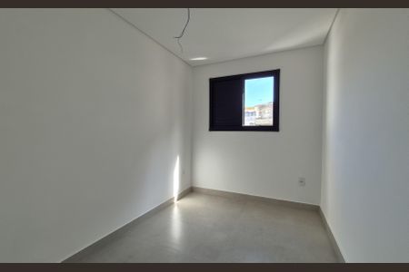 Apartamento à venda com 140m², 3 quartos e 2 vagasQuarto 2