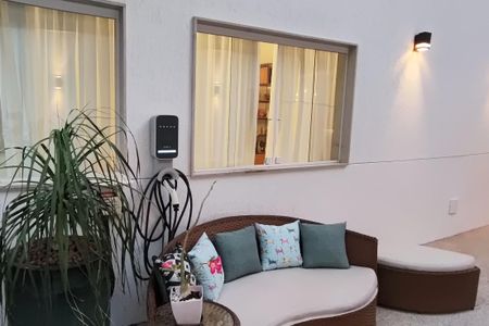 Casa de condomínio à venda com 228m², 3 quartos e 3 vagasCarregador Carro Eletrico