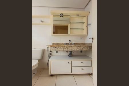 Apartamento para alugar com 71m², 2 quartos e 1 vagaBanheiro