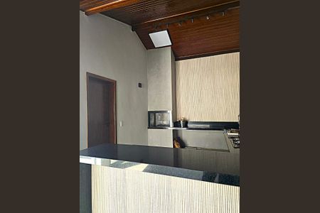 Casa à venda com 325m², 3 quartos e 5 vagas Casa à venda com 325m², 3 quartos e 5 vagasFoto 14