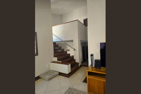 Casa à venda com 325m², 3 quartos e 5 vagas Casa à venda com 325m², 3 quartos e 5 vagasFoto 07