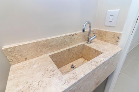 Casa à venda com 179m², 3 quartos e 2 vagas Casa à venda com 179m², 3 quartos e 2 vagasLavabo